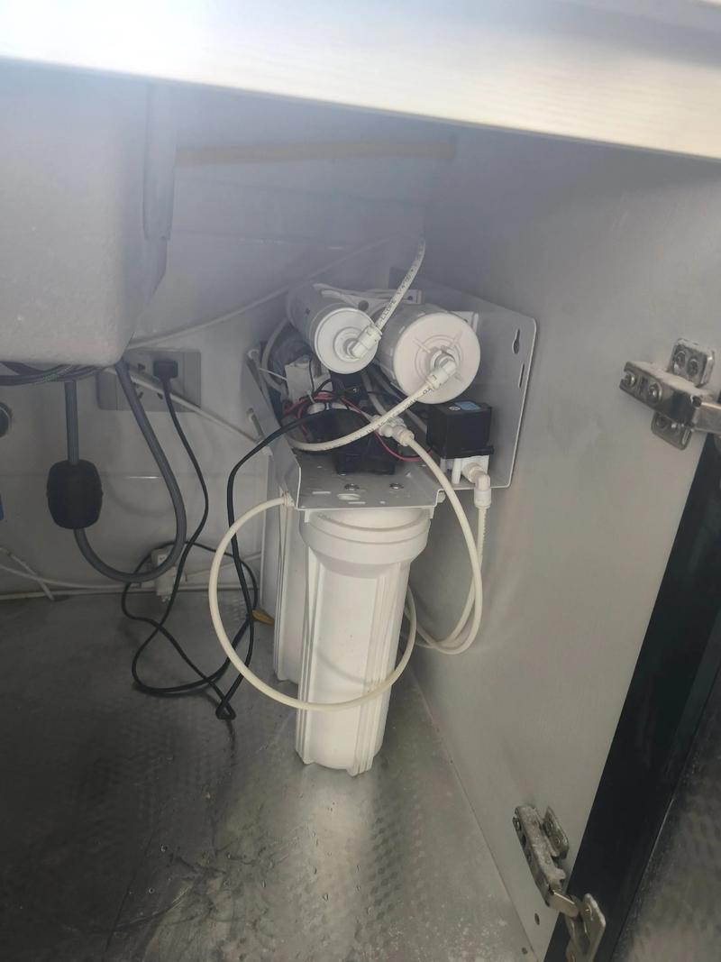 净水器安装那些事儿：让每一滴水都清澈如初